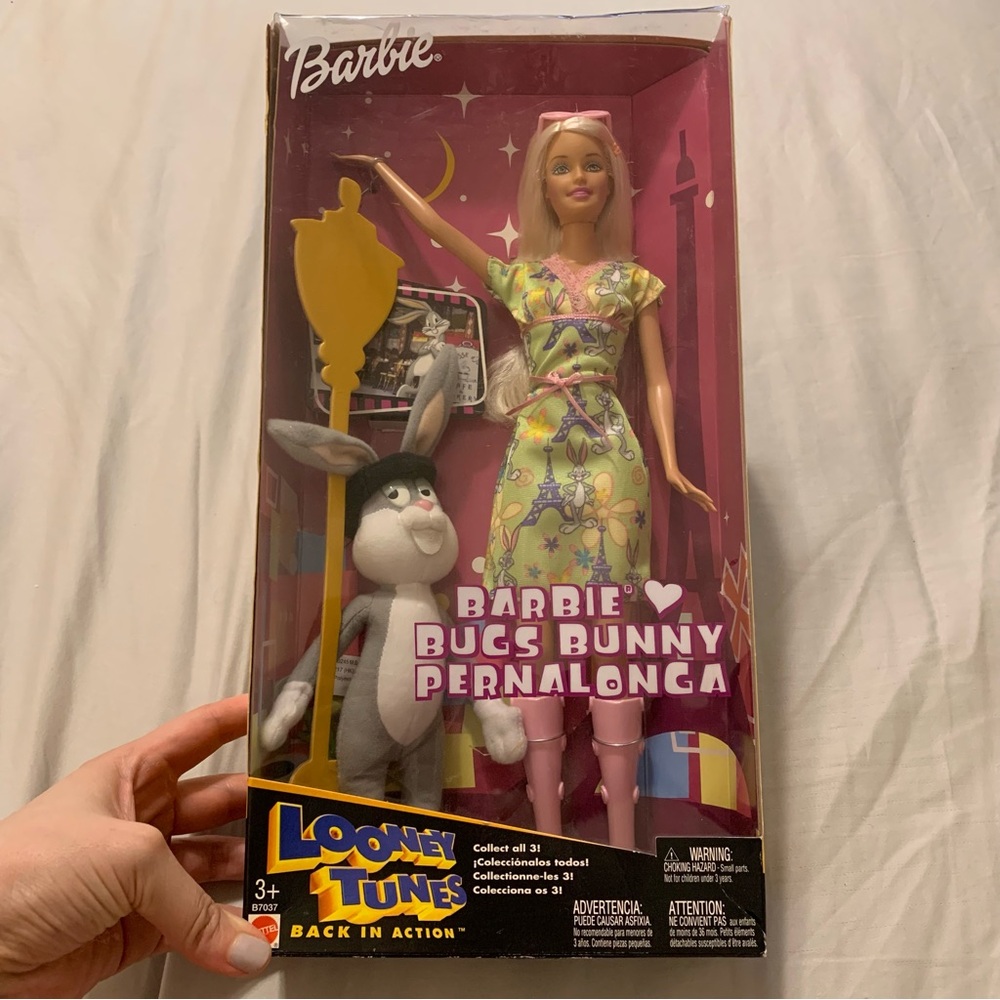 2003 Vintage Barbie Loves Bugs Bunny Pernalonga Doll